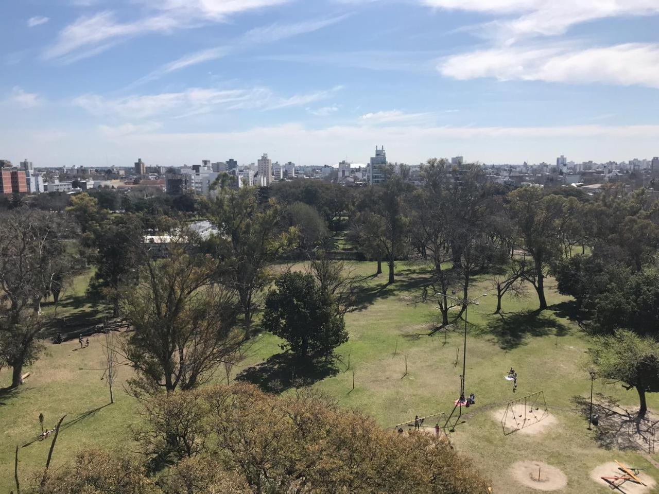 Aizarker Apartamento La Plata